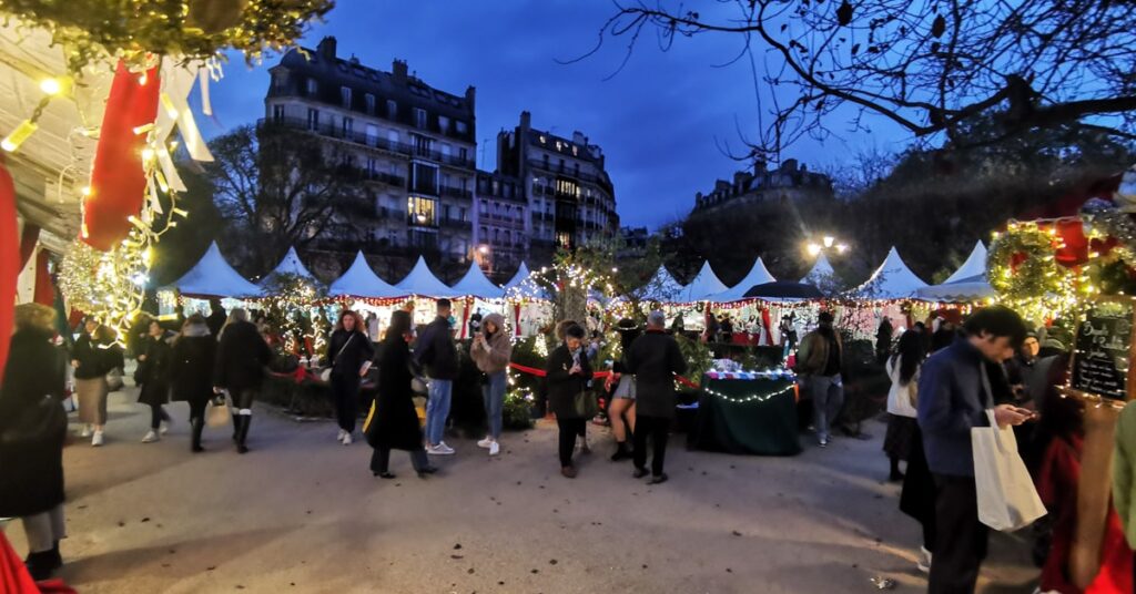 パリのクリスマスマーケット
